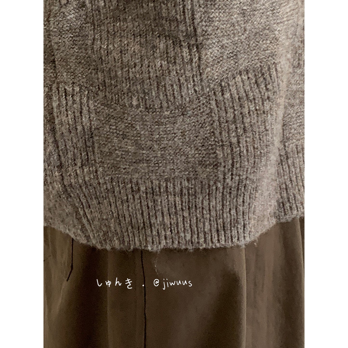 Collegiate Vintage Knit Cardigan – Unisex Oversized Grey Oatmeal