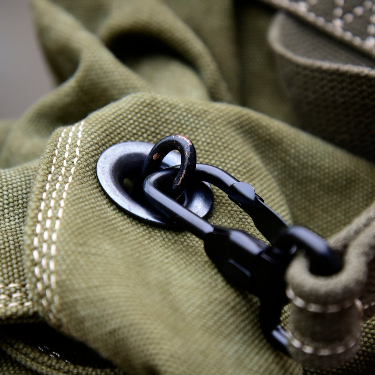 حقيبة كتف واحدة قماش سميك صناعة ثقيلة للرجال، حقيبة كروس عتيقة، حقيبة كاجوال، حقيبة صدر بنمط عسكري 8453