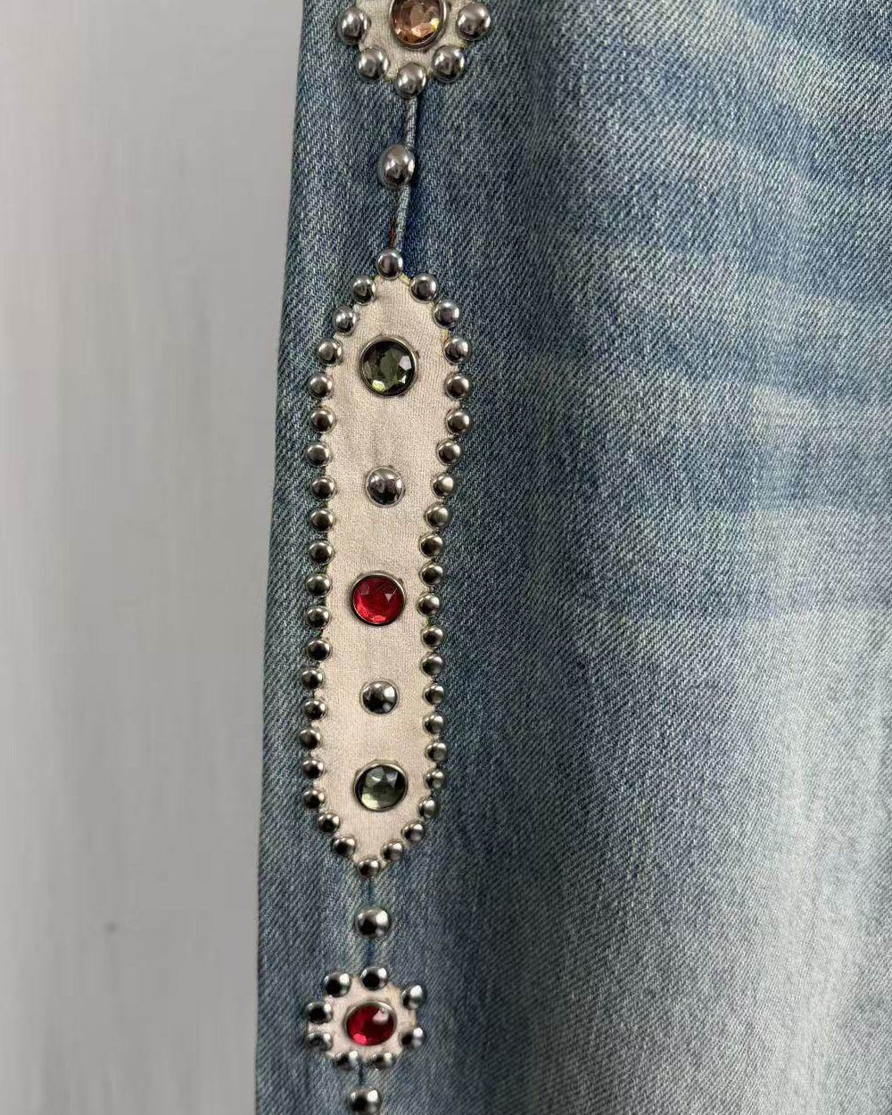 Washed Heavy Duty Jeweled Denim Jeans – Flared & Straight Leg 100% Cotton Streetwear – Japanese vintage | yamalin clothes | Yamalinclothes