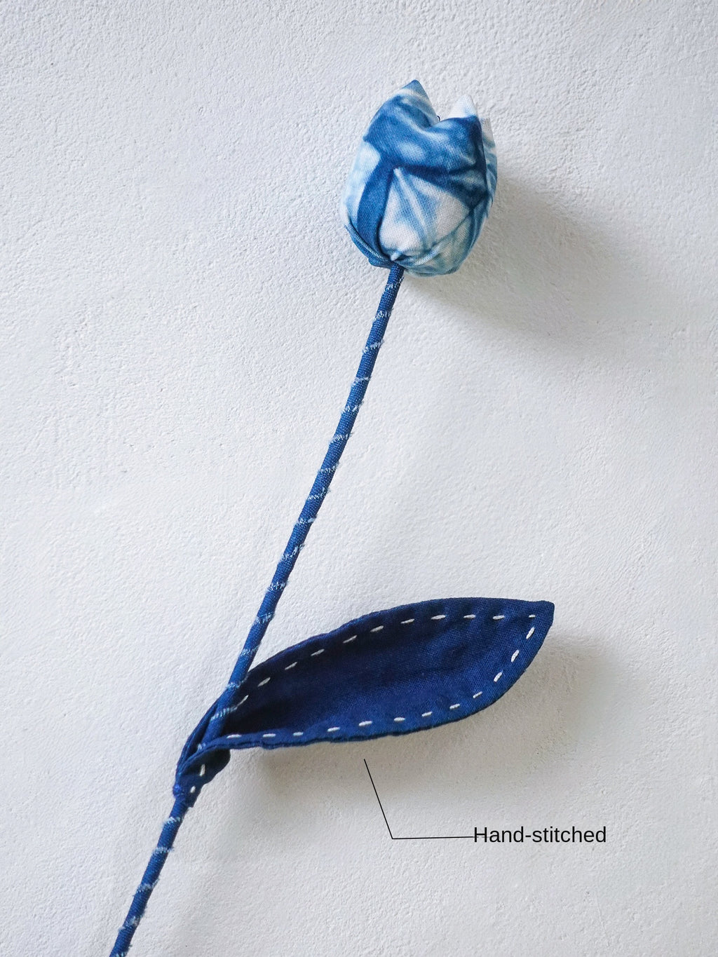 Tie-Dye Creative Gift Tulip Handmade DIY Fabric Artificial Flower Blue-Dye Environmental Creative Home Decor Homestay Soft Decoration Ornament