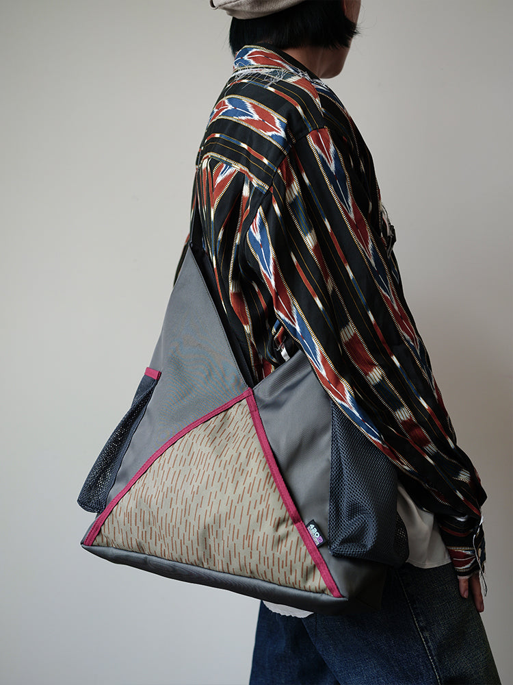 Original 2024 New Fashion Mountain Style Single Shoulder Bag Unisex Large Capacity Fashion Crossbody Bag