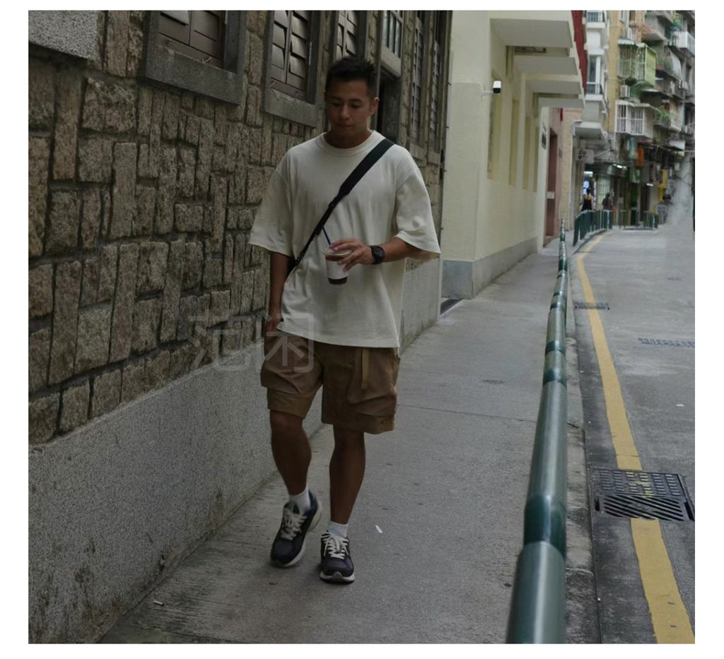 Japanese Style Outdoor Lightweight Functional Waterproof Shorts Loose Casual Large Pocket Cargo Shorts Summer