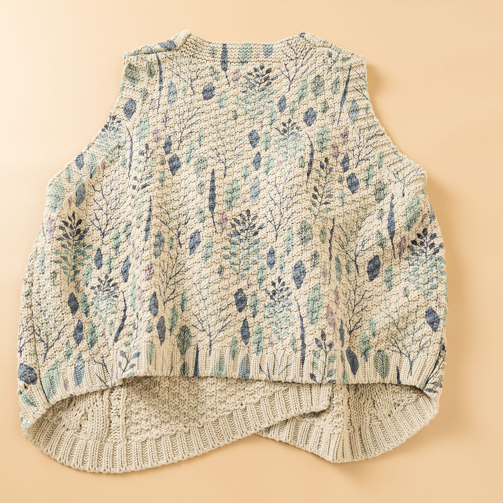 Japanese Style Printed V-Neck Cotton Double-Breasted Knit Vest – Loose Retro Button Detail