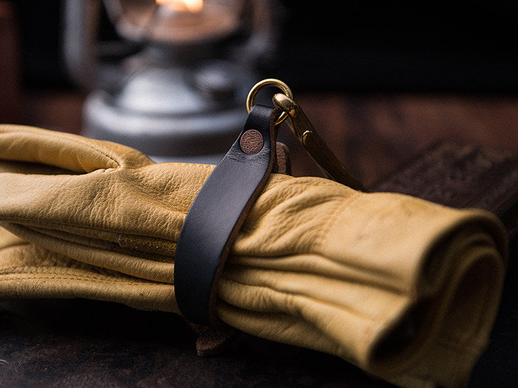 Leather Motorcycle Glove Clamp – Handlebar Glove Holder – Japanese vintage | yamalin clothes | Yamalinclothes
