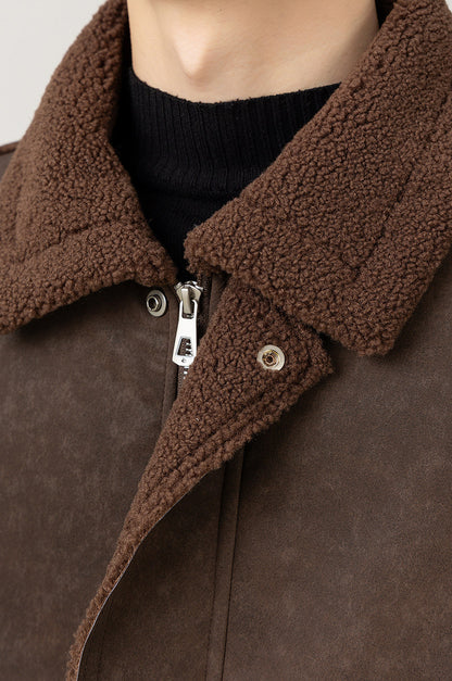 Fleece-Collar Jacket – Riveted Pockets & Boxy Fit