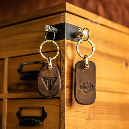 Vintage Distressed Leather Motorcycle Keychain – Custom Key Fob – Japanese vintage | yamalin clothes | Yamalinclothes