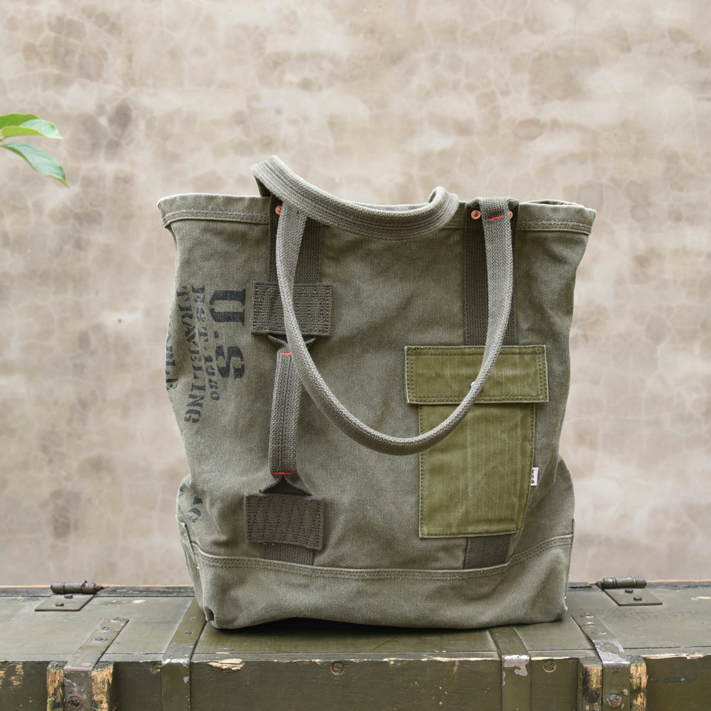 Heavy-Duty Washed Vintage Thickened Canvas Large Capacity Shoulder Bag Tote Bag