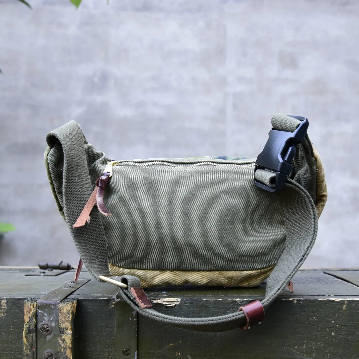 Vintage Distressed Patchwork Crossbody Chest Bag – Japanese Streetwear Unisex Fanny Pack – Japanese vintage | yamalin clothes | Yamalinclothes