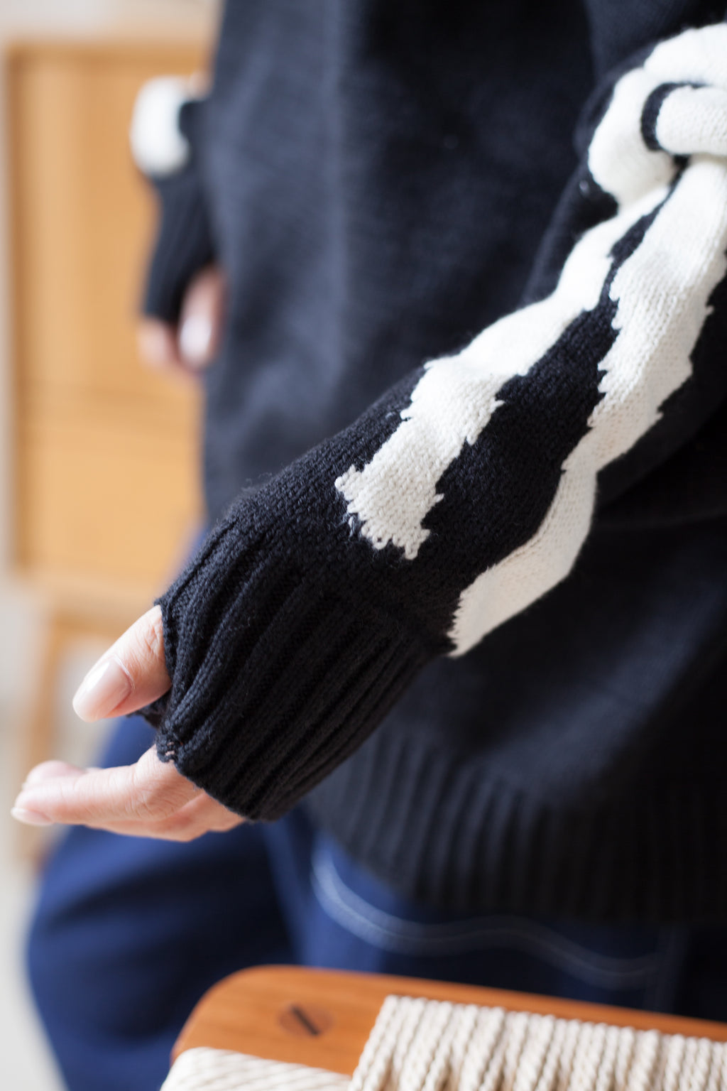 Japanese fall black knitted vintage skull  Crew Neck Pullover sweater s