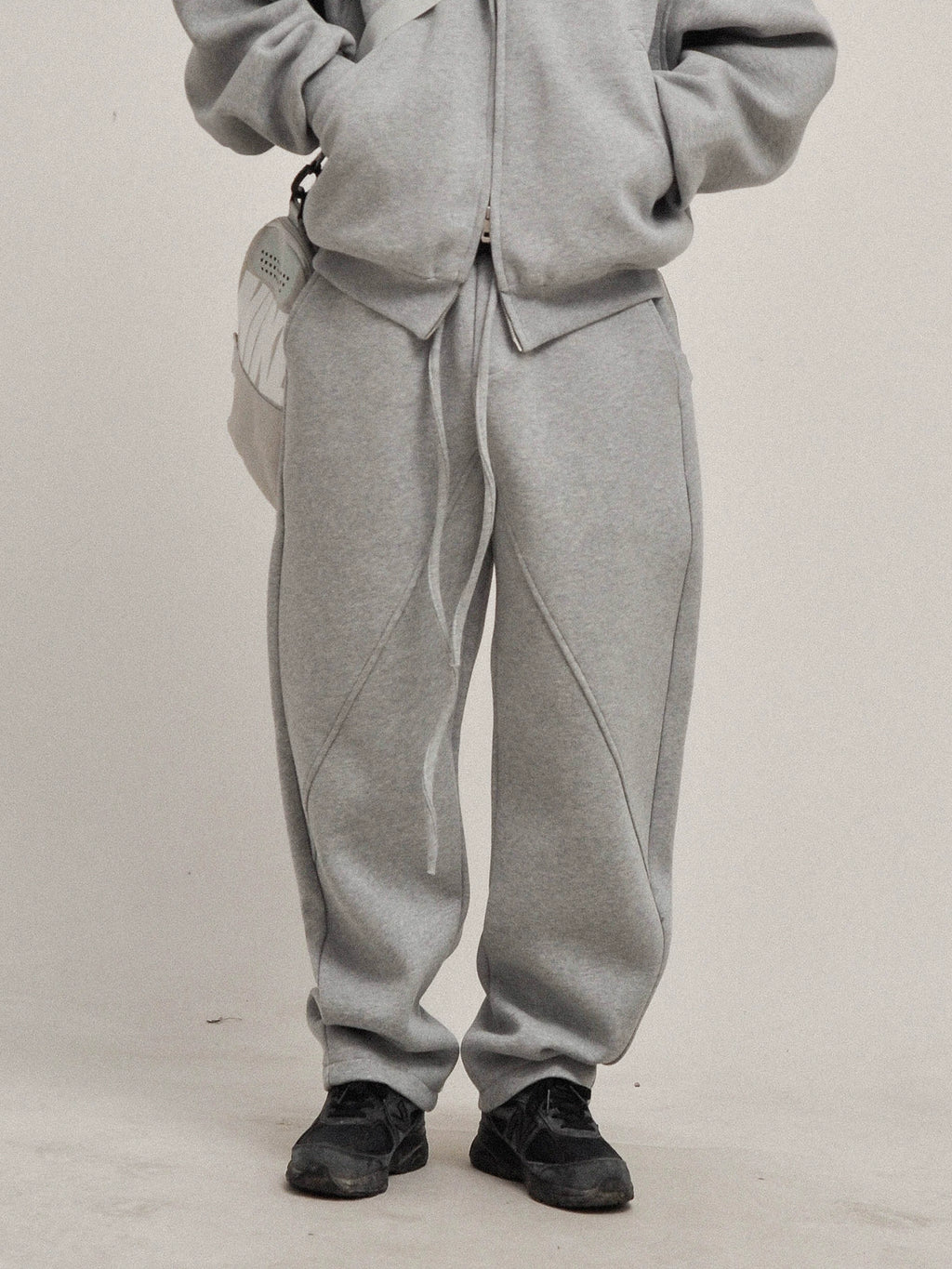 Weighing 500 grams! It is not easy to pill and not deformed! Three-dimensional tailoring, versatile, loose cutter pants, sweatpants, slacks