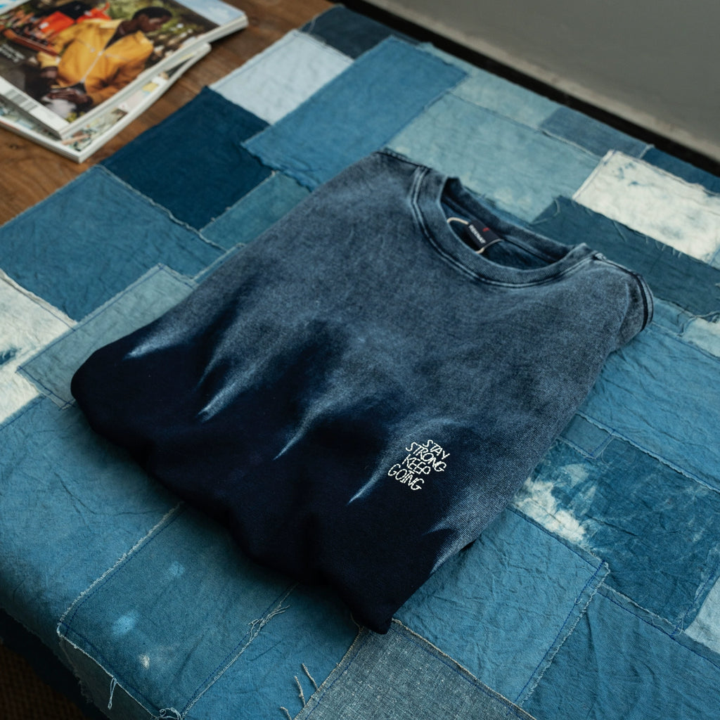 Heavy-duty washed ready-to-wear, nitrate-washed, gradient crewneck short-sleeved T-shirt, loose casual trendy brand logo embroidery T-shirt for men and women