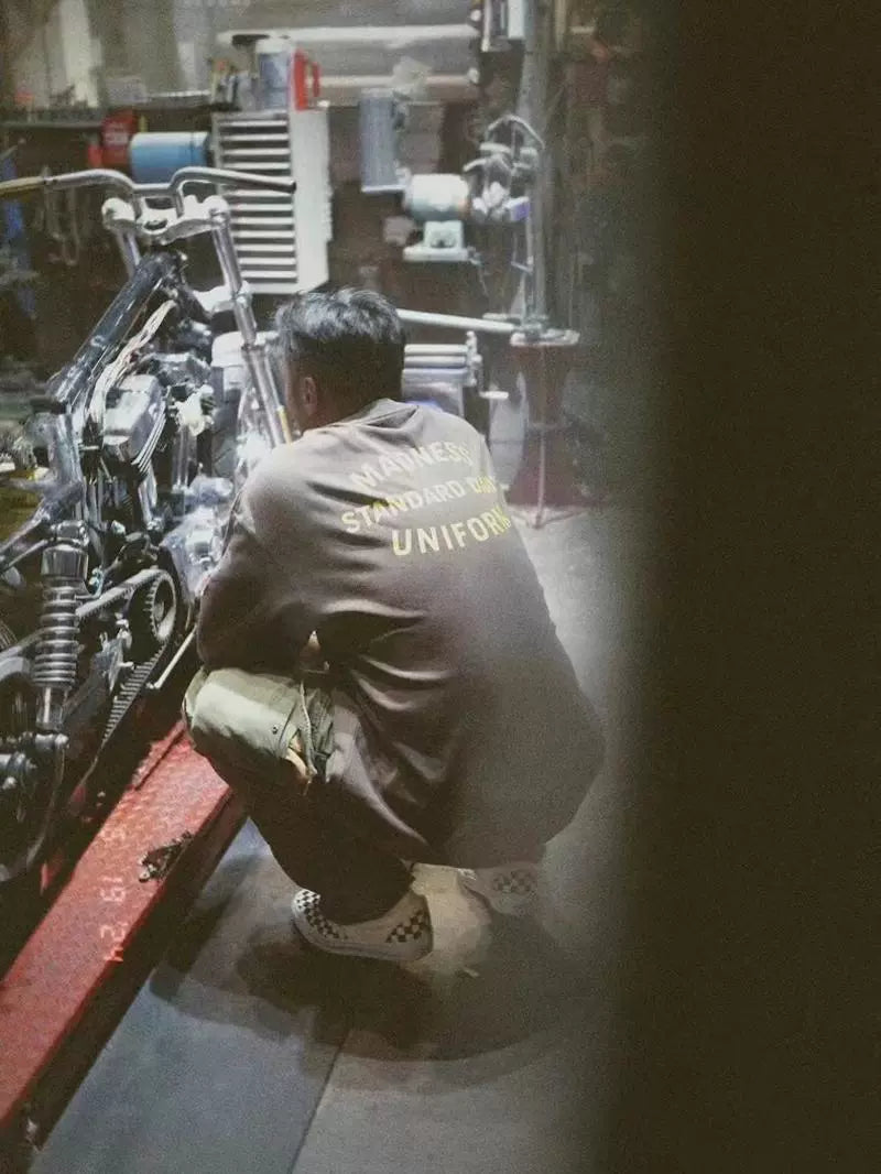 Locomotive letter round neck cotton T-shirt