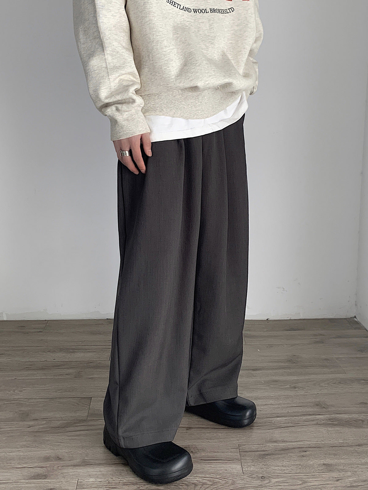 Japanese Retro Double Pleated Wide-Leg Suit Pants – Oversized Unisex Slacks