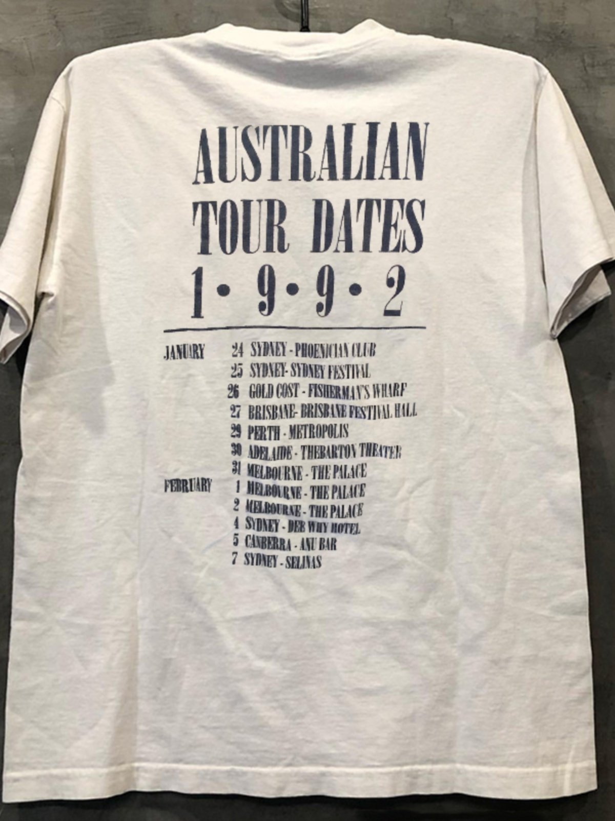 Vintage Rock Band Graphic Cotton T-Shirt – Unisex Drop Shoulder & Regular – Japanese vintage | yamalin clothes | Yamalinclothes