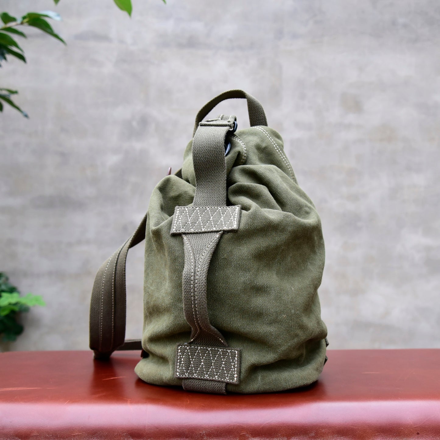 حقيبة كتف واحدة قماش سميك صناعة ثقيلة للرجال، حقيبة كروس عتيقة، حقيبة كاجوال، حقيبة صدر بنمط عسكري 8453