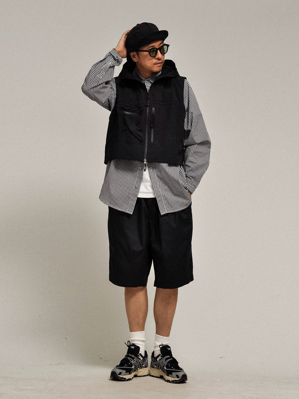 Old fans come! OUTDOOR! Functional pocket short outdoor vest hooded vest waterproof outdoor camping men