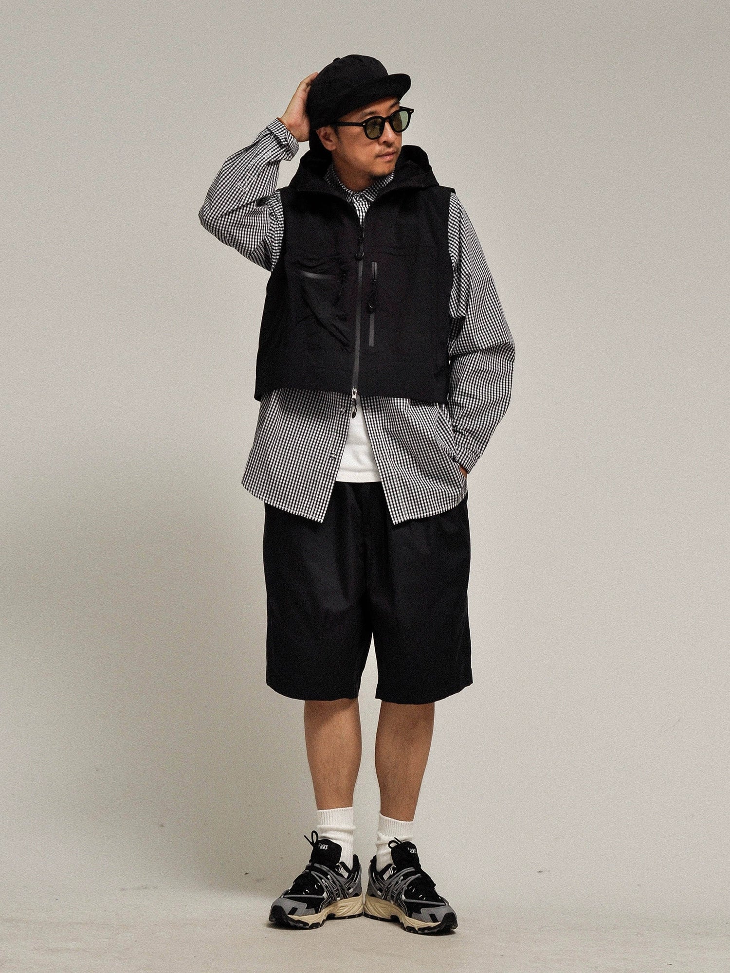 Old fans come! OUTDOOR! Functional pocket short outdoor vest hooded vest waterproof outdoor camping men