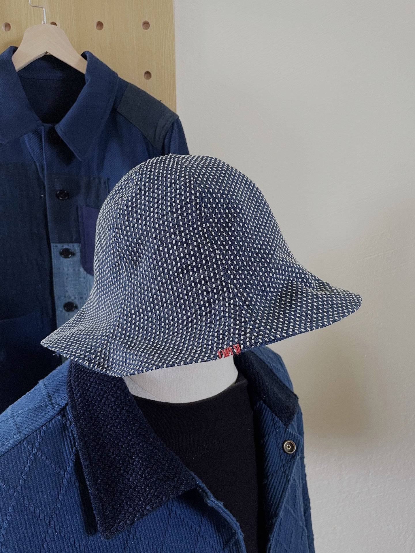 Indigo Sashiko Tulip Bucket Hat – Japanese Artisan Outdoor Fisherman Hat