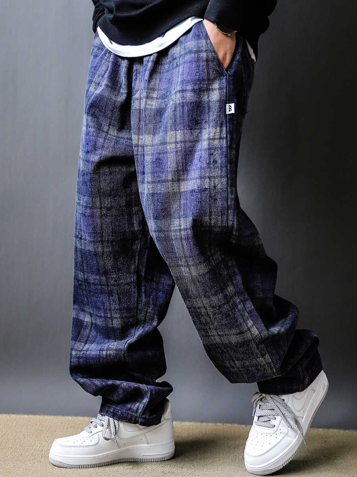 Japanese retro plaid pants men's loose straight leg wide-leg casual long pants trendy brand 2024 spring and autumn versatile silhouette
