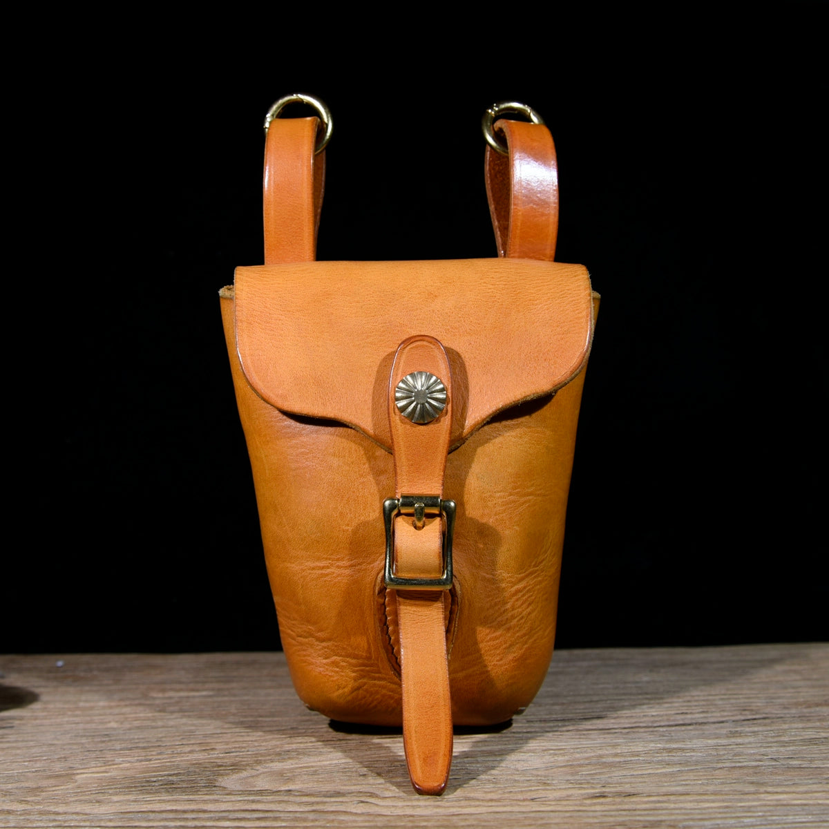 Imported thickened high-grease first layer cowhide handmade one-shoulder crossbody bag, waist bag, men's bag, mobile phone bag, hanging bag, trendy cool