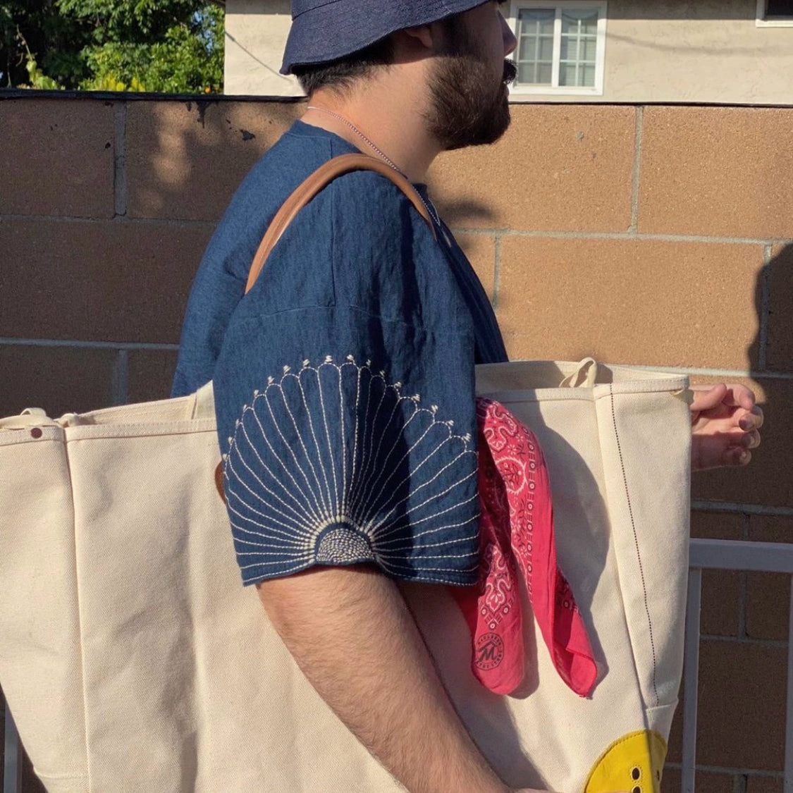 Tianzhu cotton embroidery pattern men and women same paragraph five-point sleeve T-shirt short sleeve