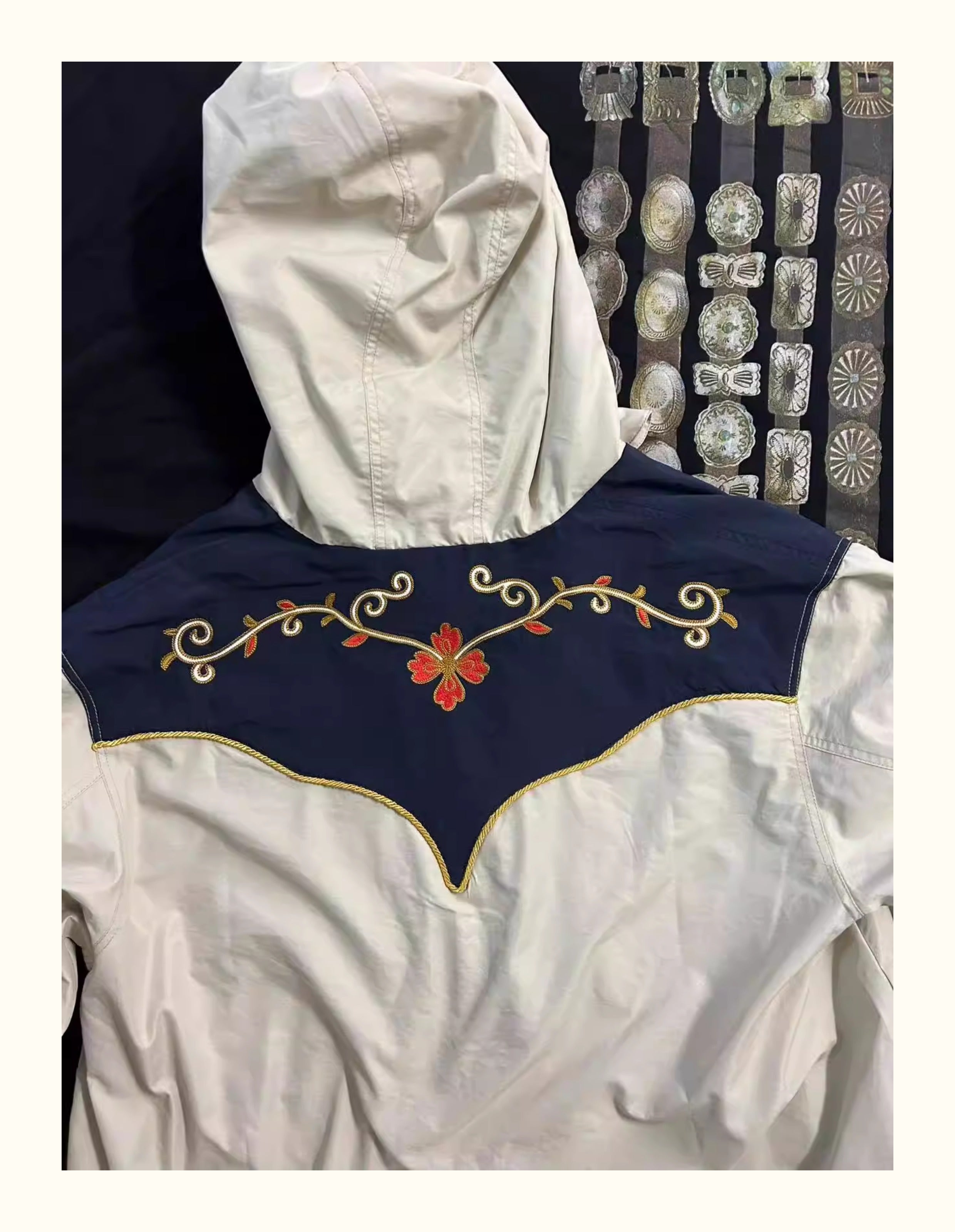 Floral embroidery ethnic wind stormcoat jacket