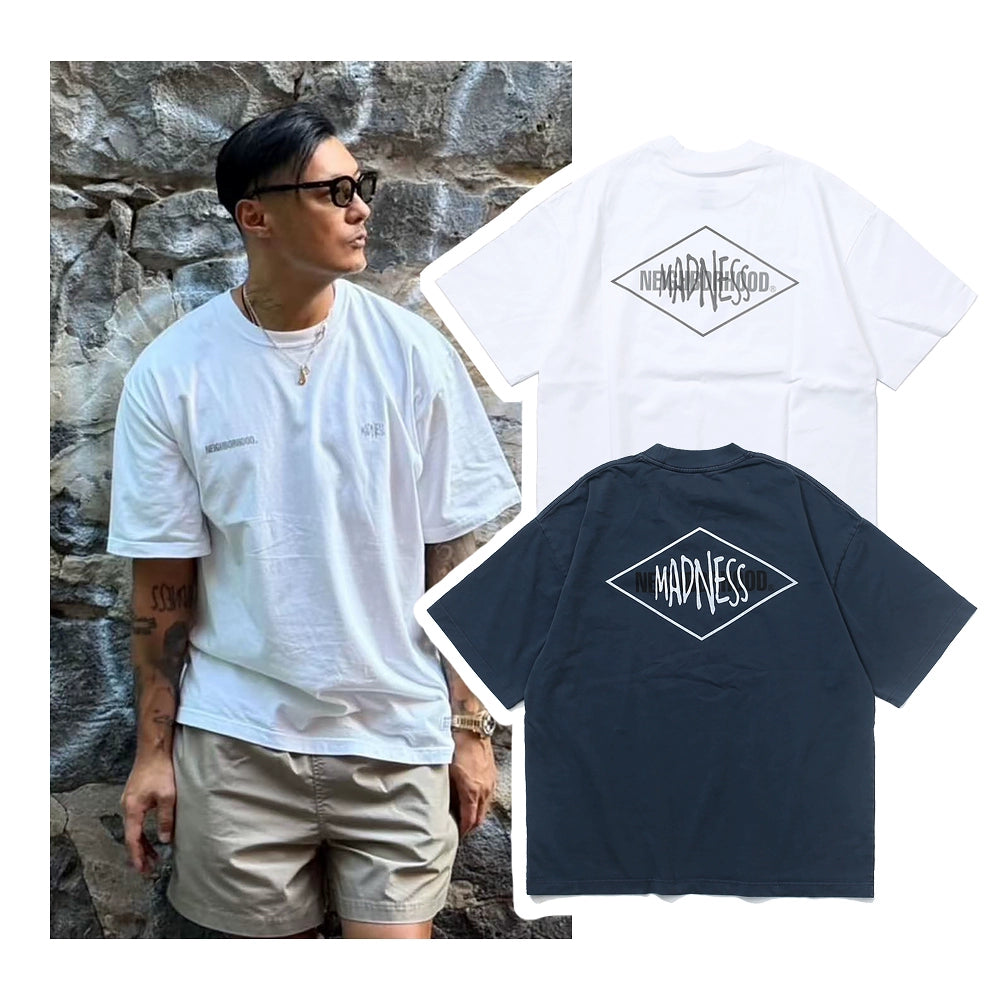 short-sleeved T-shirt