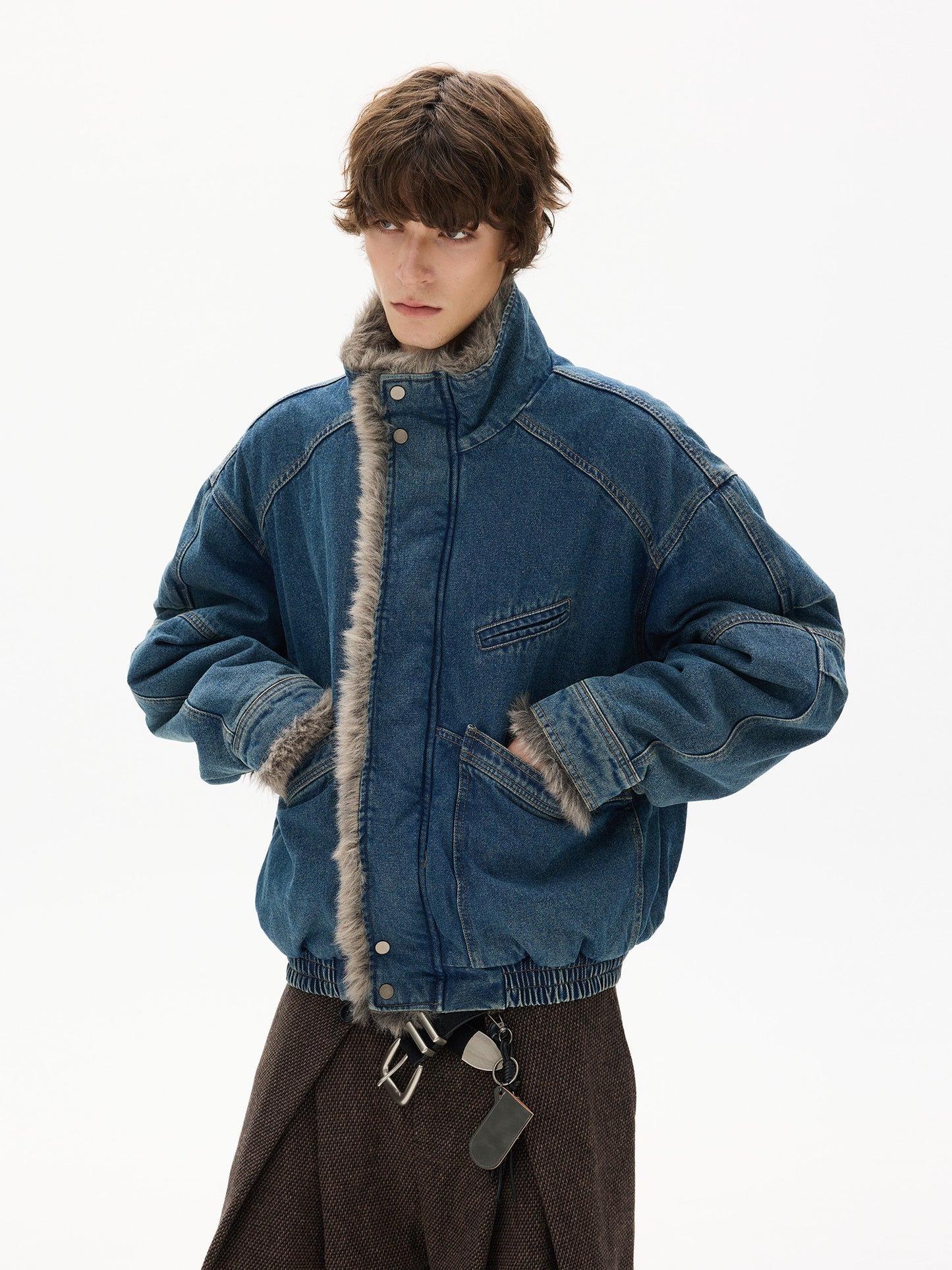 American Vintage Deconstructed Washed Denim Fur-Collar Jacket – Oversized Unisex Trucker Coat