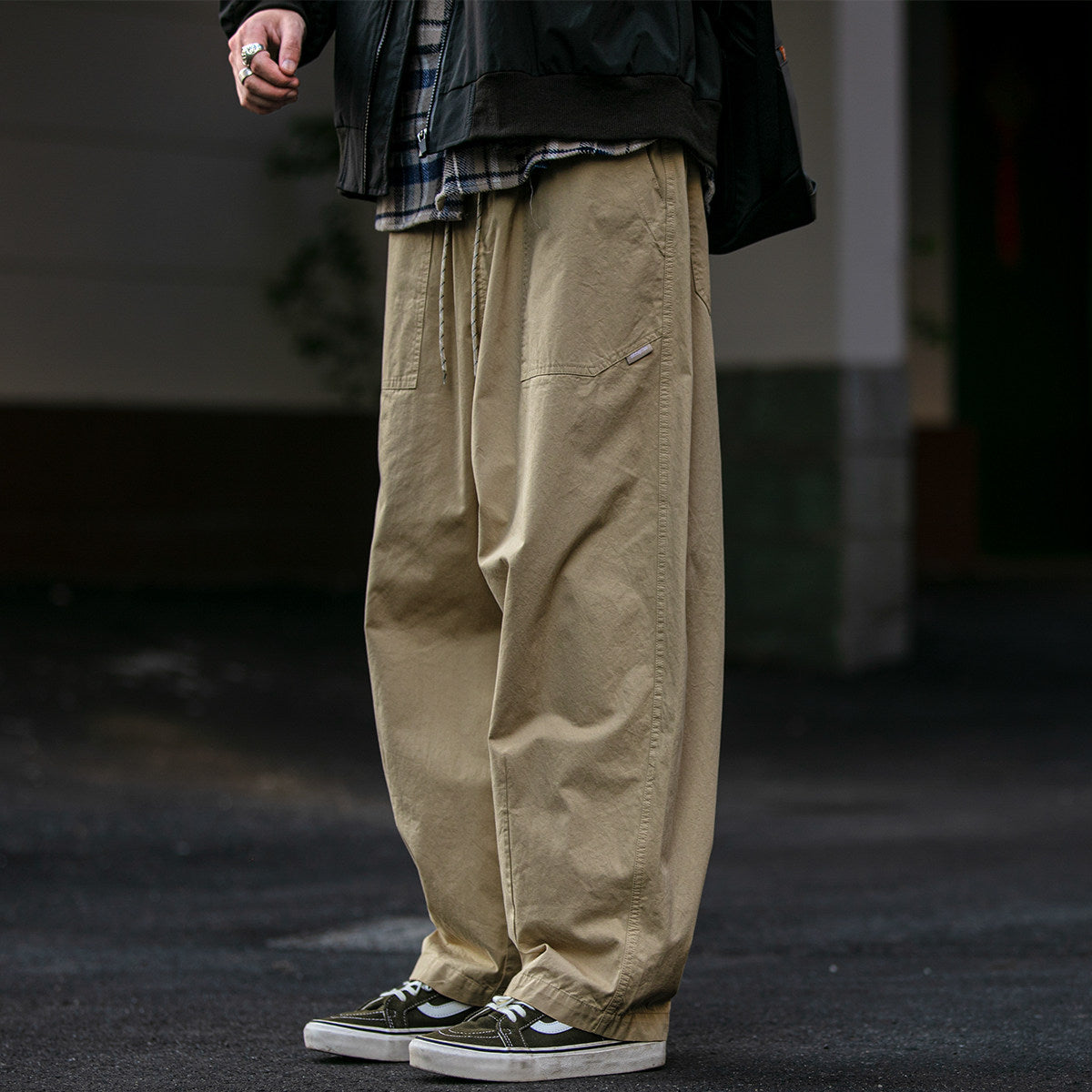 Urban Vintage Paratrooper Cargo Pants – Loose Straight Drawstring Workwear Trousers for Men | Japanese vintage | yamalin clothes | Yamalinclothes