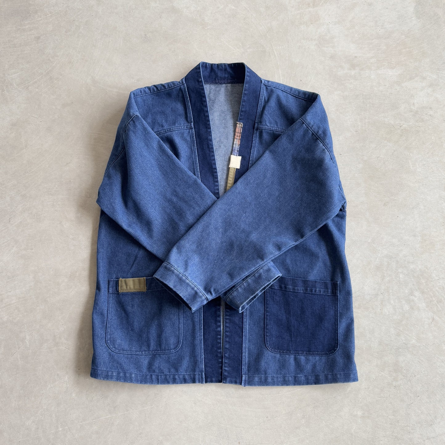 {{ Vintage Patchwork Distressed Denim Jacket – Oversized Washed Workwear Coat for Men – Japanese vintage | yamalin clothes | Yamalinclothes }}
