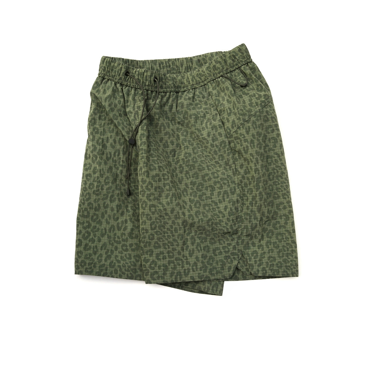 Casual basic commuter all-weather leopard print beach shorts