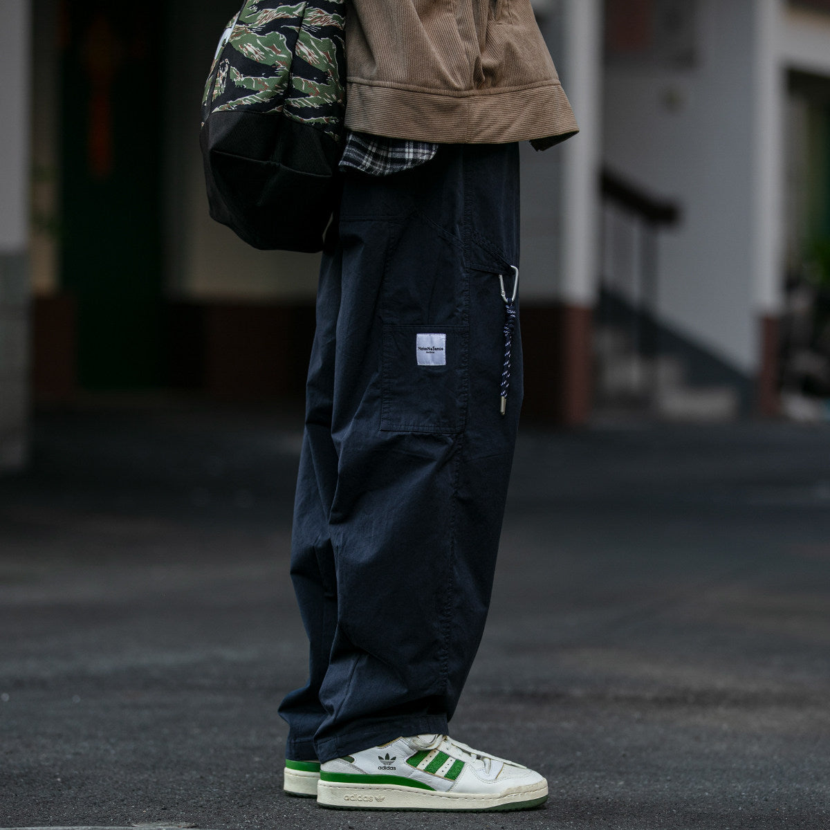 Urban Vintage Paratrooper Cargo Pants – Loose Straight Drawstring Workwear Trousers for Men | Japanese vintage | yamalin clothes | Yamalinclothes