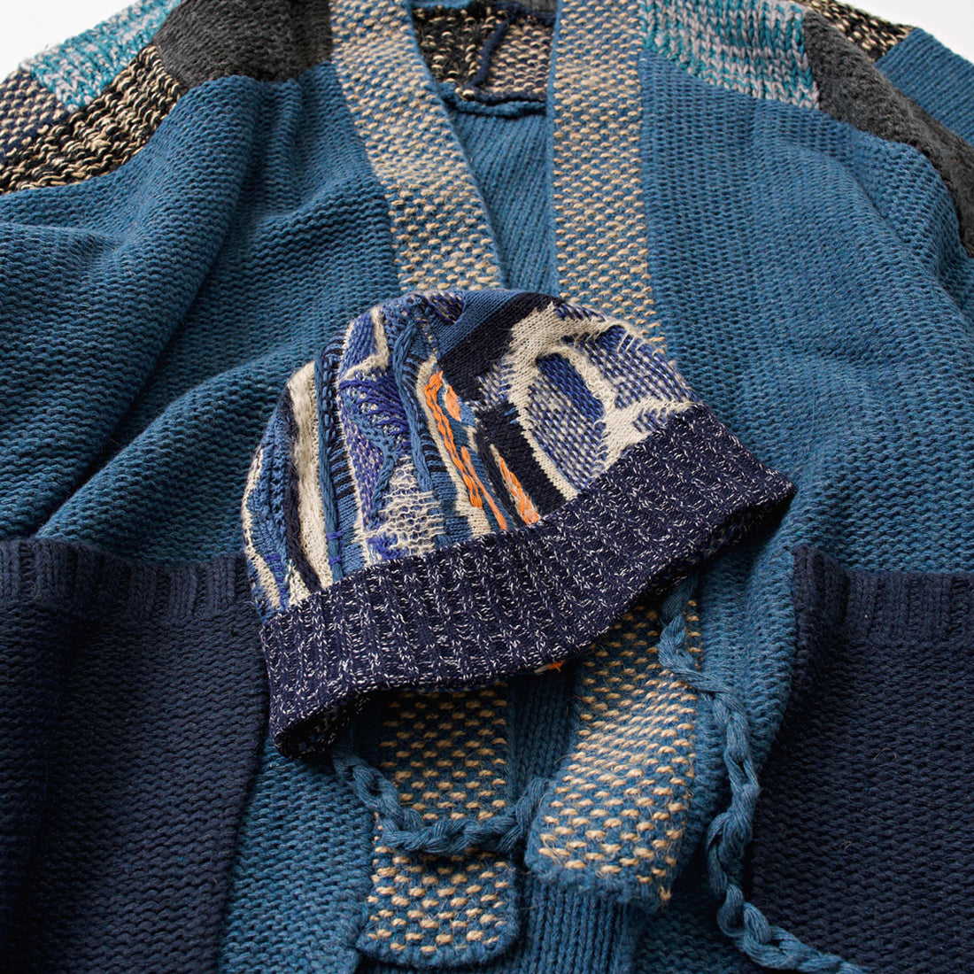 Japanese vintage-style knitted beanie hat for both men and women