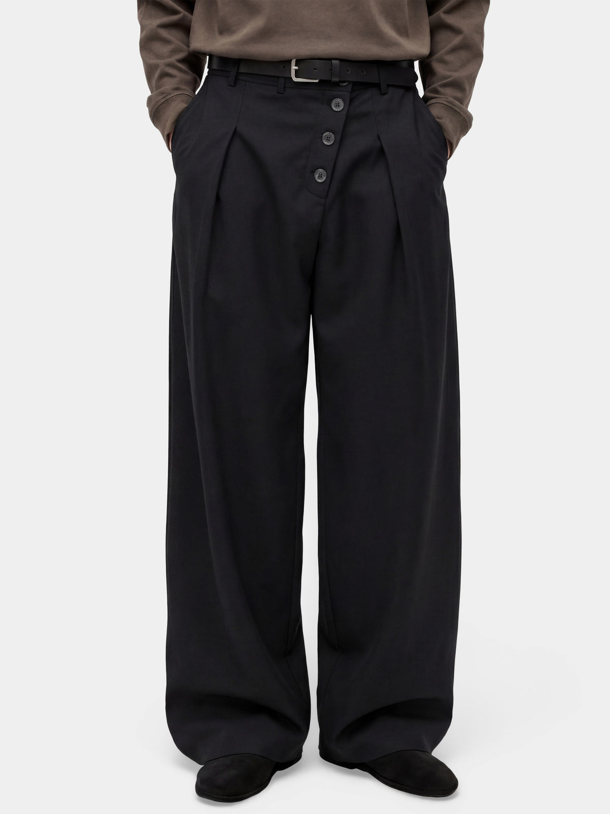Wide-Leg Trousers – Diagonal Buttons & Deep Pleats