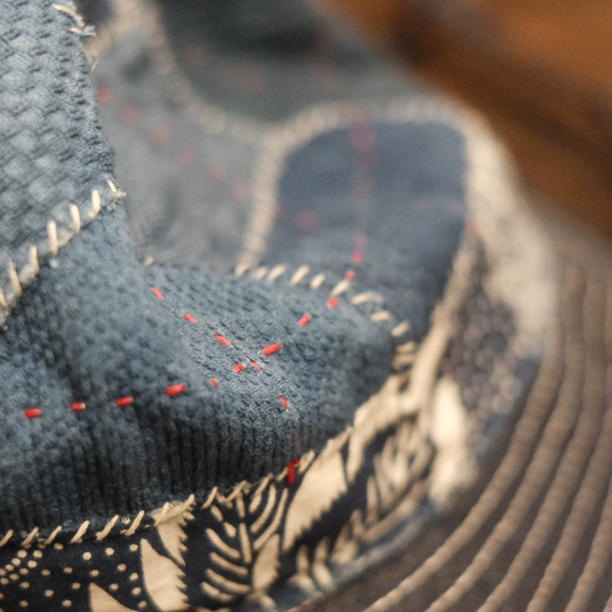 Handmade Embroidery Patchwork Bucket Hat – Japanese Indigo Denim Unisex Sun Hat – Japanese vintage | yamalin clothes | Yamalinclothes