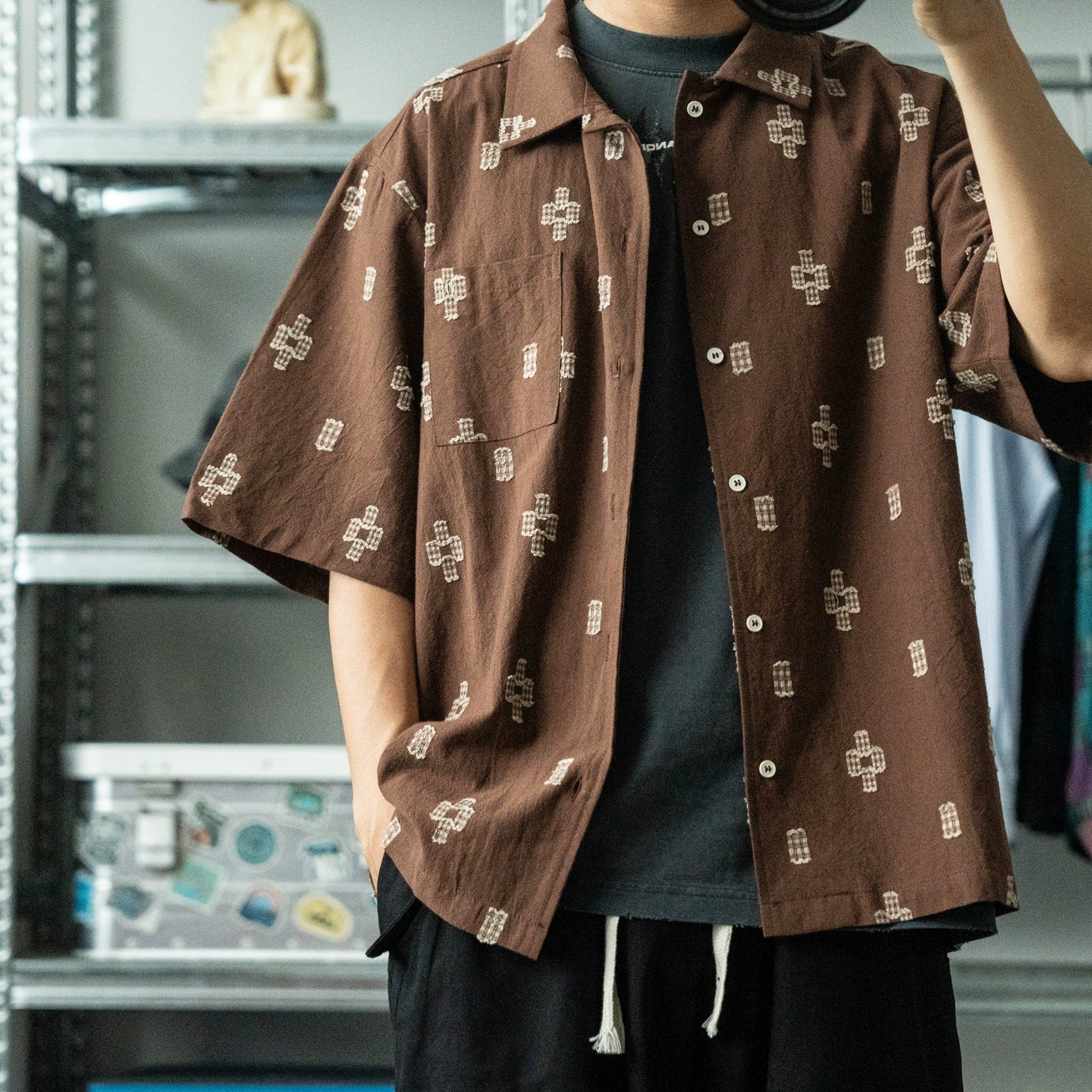 Japanese vintage geometric cut flower short sleeve shirt summer casual loose cuban collar short sleeve shirt jacket for men and women