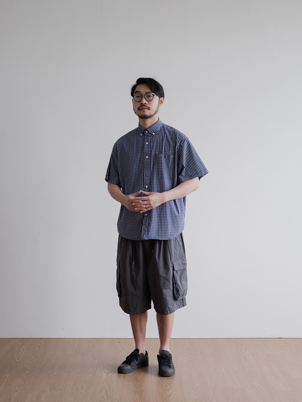 Summer New Japanese retro plaid short-sleeved shirts for men and women silhouette loose casual shirts outer