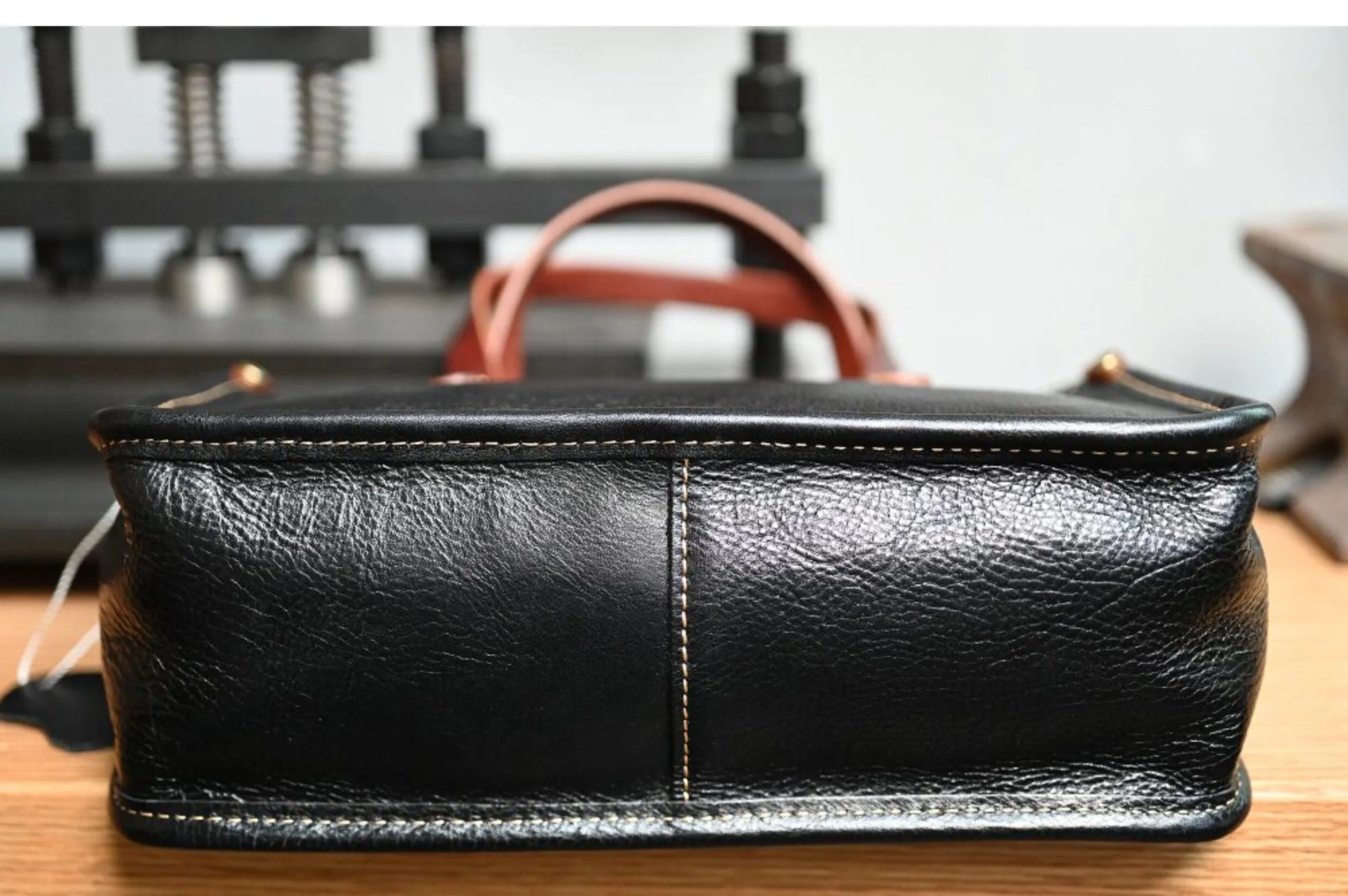 Vintage bags, niche soft leather handmade bags, leather small square bags, women's crossbody wide straps, top layer cowhide tote bags – Japanese vintage | yamalin clothes | Yamalinclothes