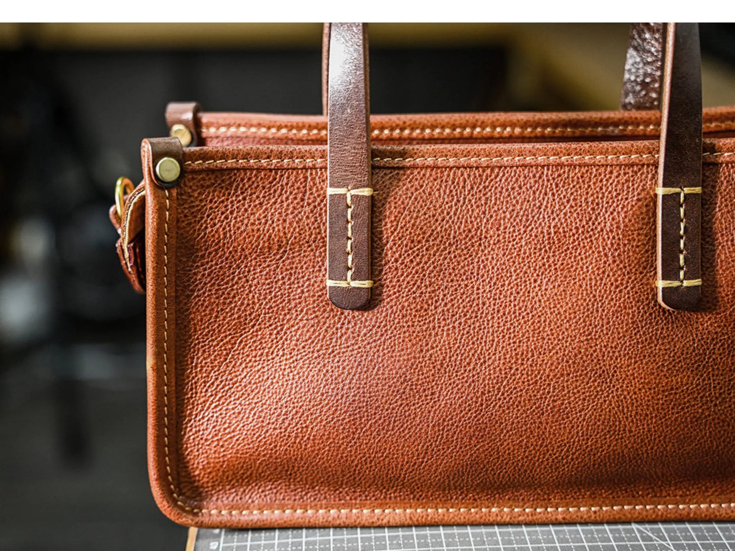 Vintage bags, niche soft leather handmade bags, leather small square bags, women's crossbody wide straps, top layer cowhide tote bags – Japanese vintage | yamalin clothes | Yamalinclothes