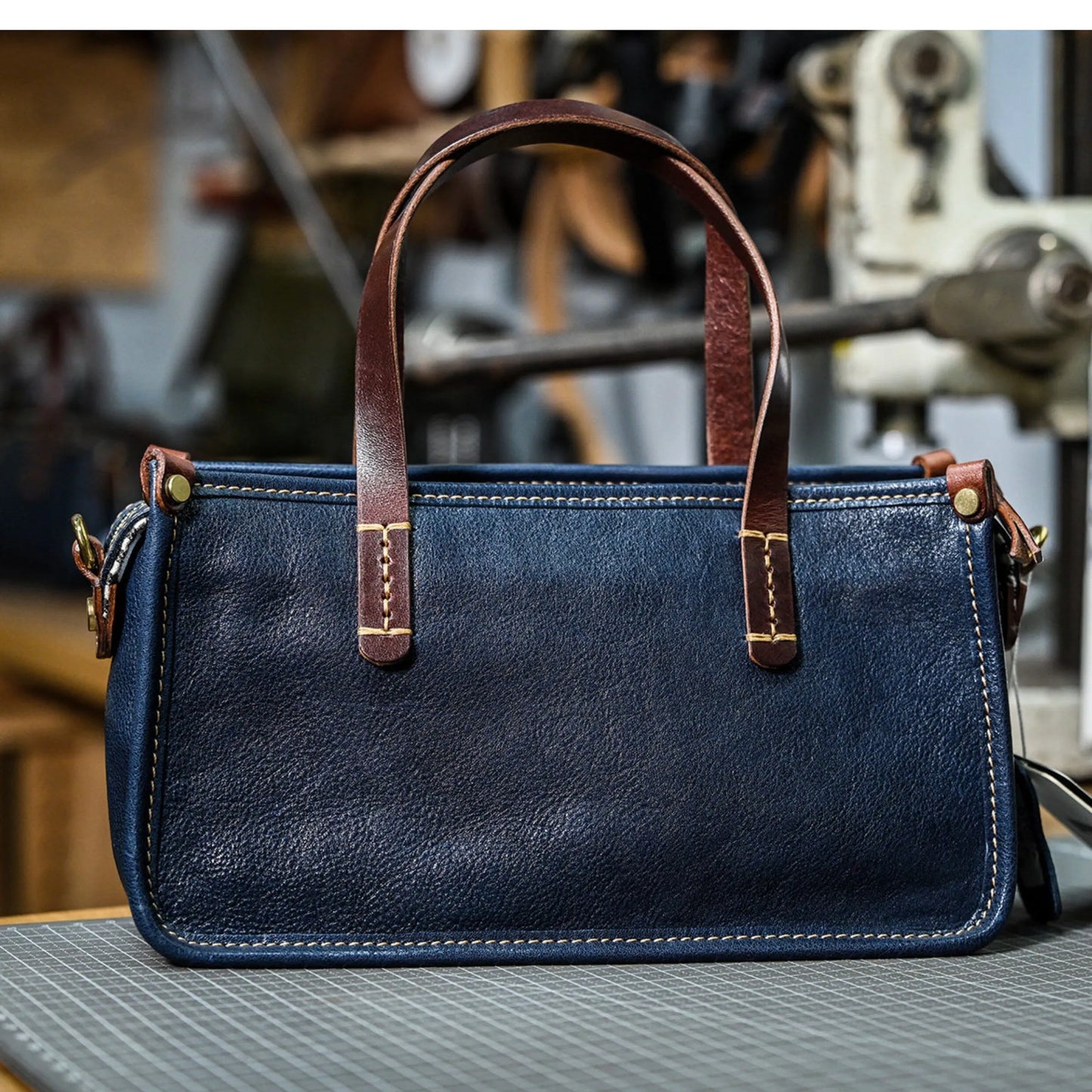 Vintage bags, niche soft leather handmade bags, leather small square bags, women's crossbody wide straps, top layer cowhide tote bags – Japanese vintage | yamalin clothes | Yamalinclothes