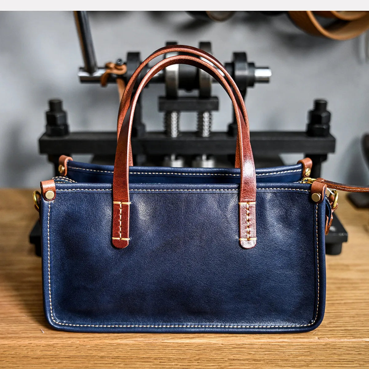 Vintage bags, niche soft leather handmade bags, leather small square bags, women's crossbody wide straps, top layer cowhide tote bags – Japanese vintage | yamalin clothes | Yamalinclothes