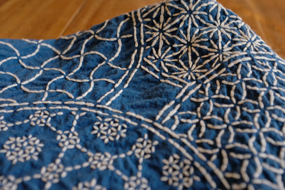 Blue and White Heavy Craft Group Flower Sashiko YKK Zipper Large Capacity Pure Handmade Blue Dyed Crossbody Bag