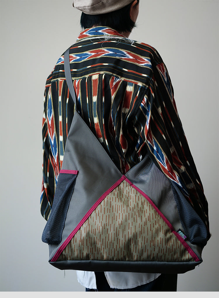 Original 2024 New Fashion Mountain Style Single Shoulder Bag Unisex Large Capacity Fashion Crossbody Bag