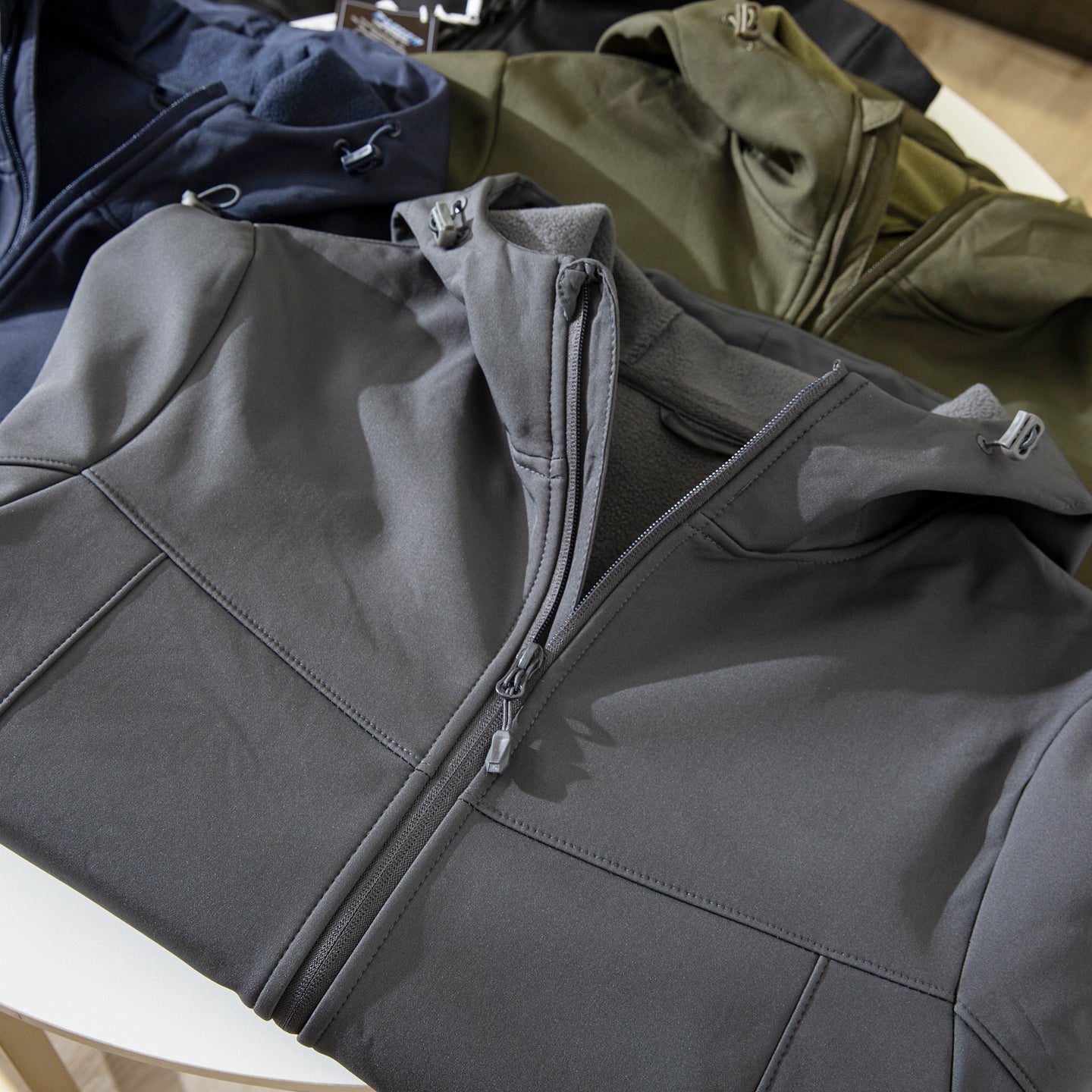 Men's Premium Fleece Thermal Soft Shell Jacket - Autumn Windproof Waterproof Thickened Hooded Coat