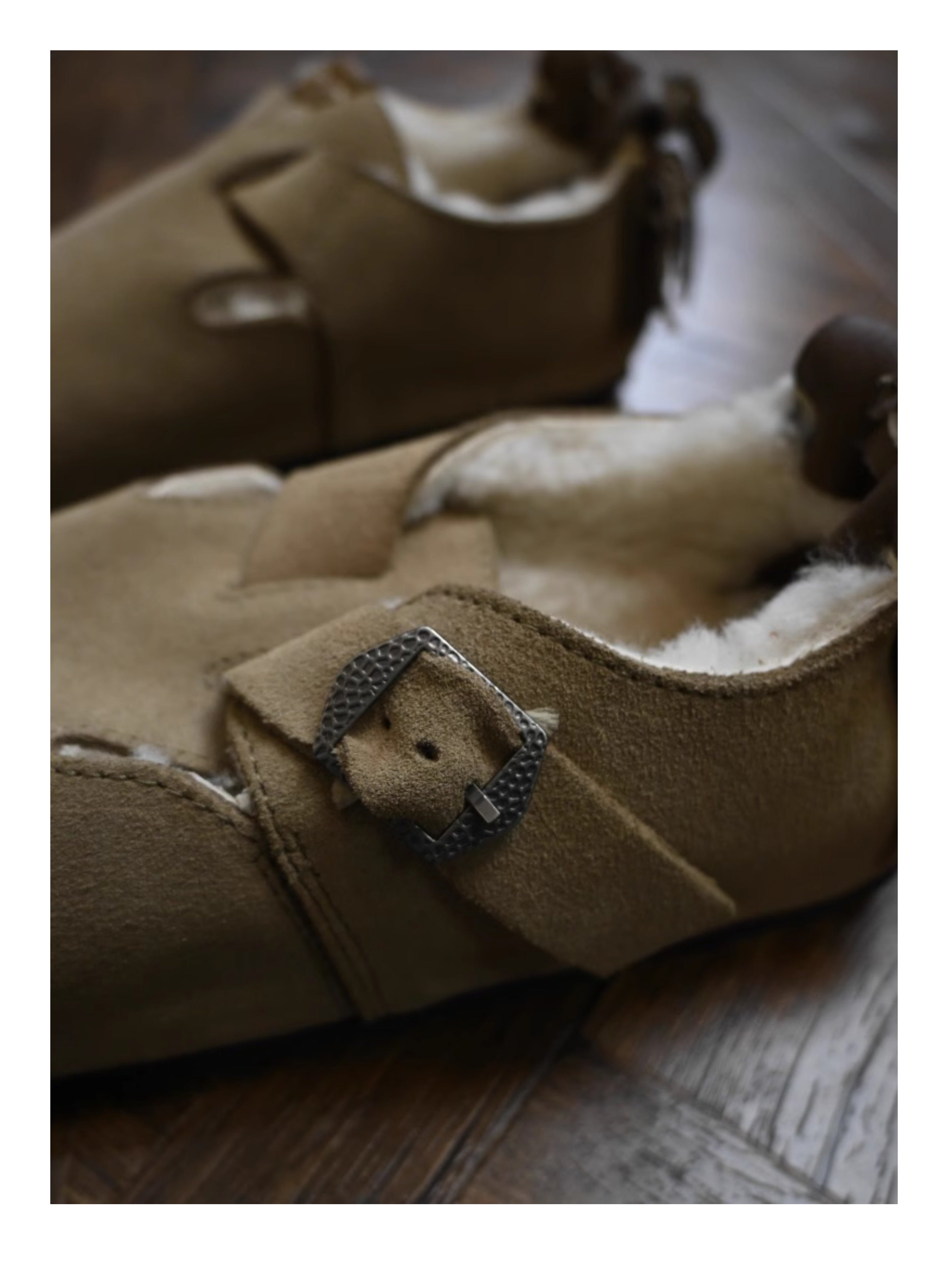 Sonofloong Vintage Genuine Leather Slippers - Deerskin Tassel Sheepskin Fur Closed-Toe Birkenstock Style