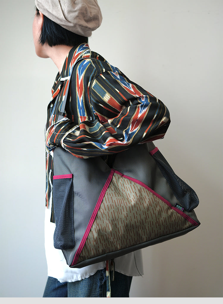 Original 2024 New Fashion Mountain Style Single Shoulder Bag Unisex Large Capacity Fashion Crossbody Bag