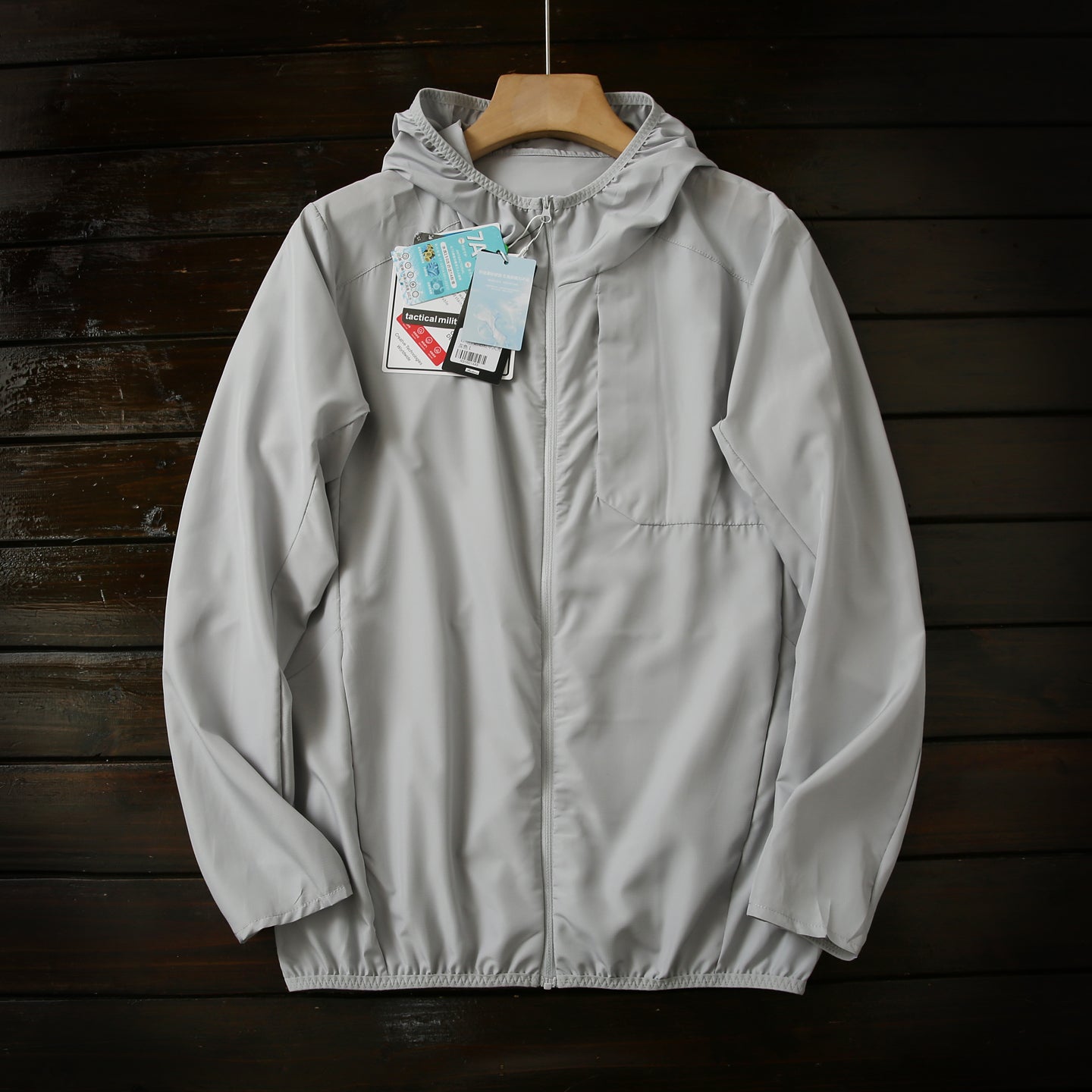 Lightweight and Non-Stuffy Ice Feel Sun Protection Jacket Outdoor Sports Unisex Spring Summer Breathable Skin Jacket Thin Coat