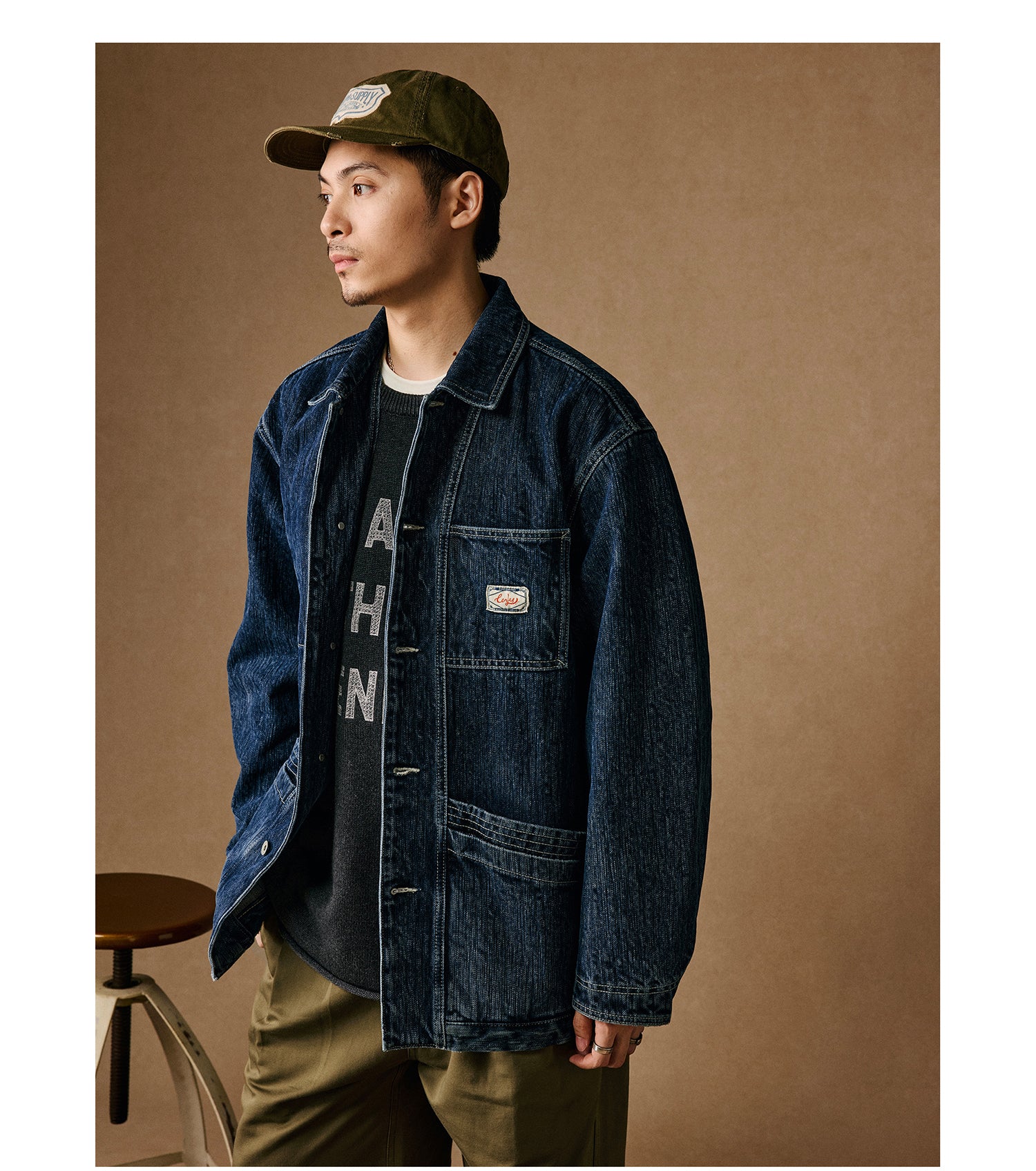 Heavyweight 15 oz Fermented-Wash Distressed Denim Jacket – Retro American Iron-Style (Unisex)