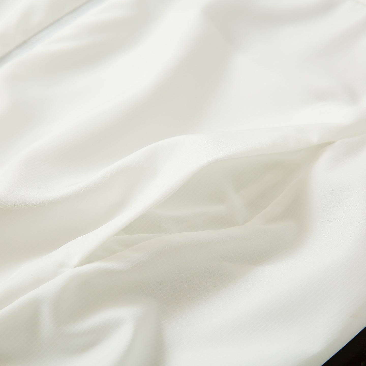 Lightweight and Non-Stuffy Ice Feel Sun Protection Jacket Outdoor Sports Unisex Spring Summer Breathable Skin Jacket Thin Coat