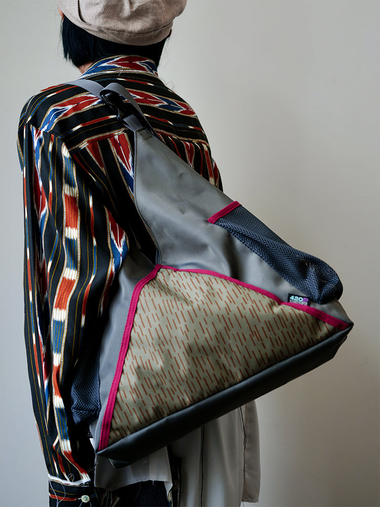 Original 2024 New Fashion Mountain Style Single Shoulder Bag Unisex Large Capacity Fashion Crossbody Bag